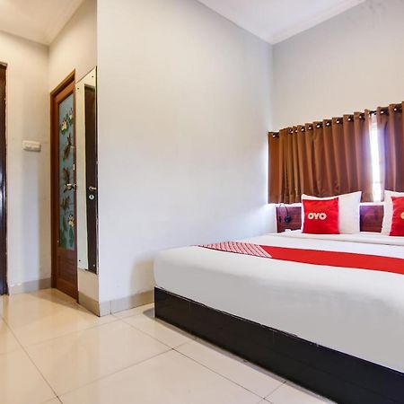 Collection O 91464 7 Dream Hotel Palembang Exterior foto
